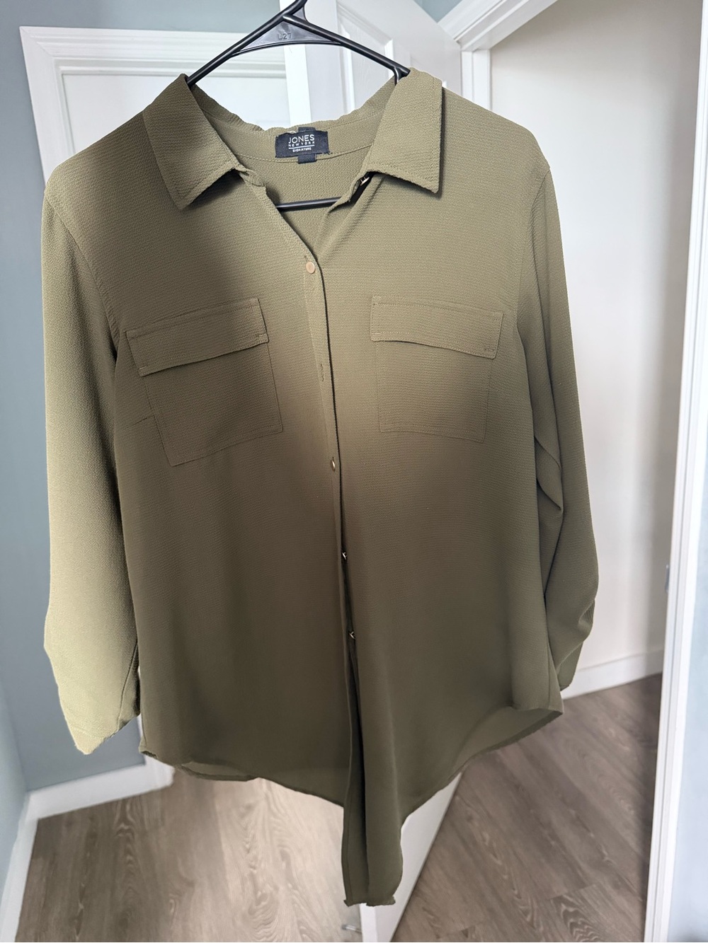 Jones New York Olive Green Utility Button-Front Shirt